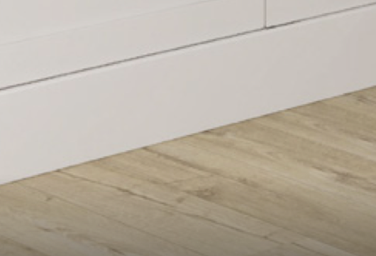 Ora - Plinth 2750mm x 150mm
